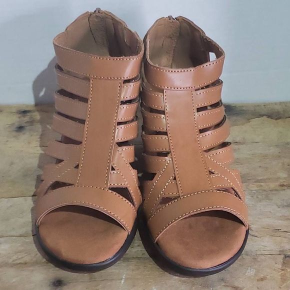 Easy Street Women's Region Heeled Sandal brown strappy ankle summer - Picture 2 of 7